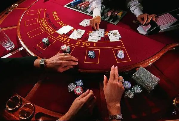 Tampilan antarmuka Dasar Number di aplikasi mobile poltartoto